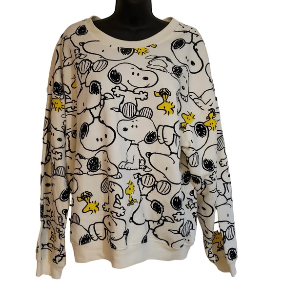 Peanuts Tops - Peanuts Snoopy Woodstock Sweatshirt Jr. Size XXXL 21 All Over Print